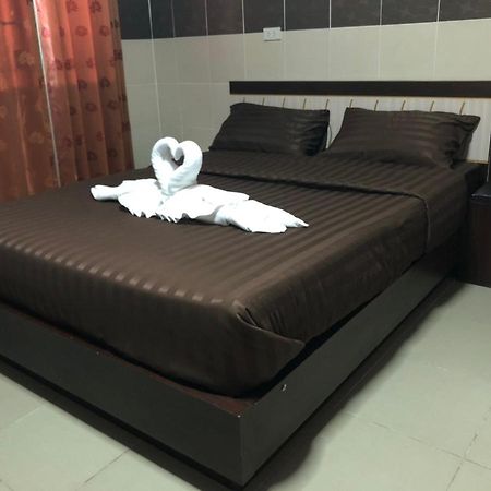D5 Hotel สาขา มาบโป่ง 春武里 外观 照片